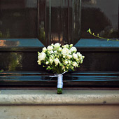 Jens Jakobson Wedding: White posy